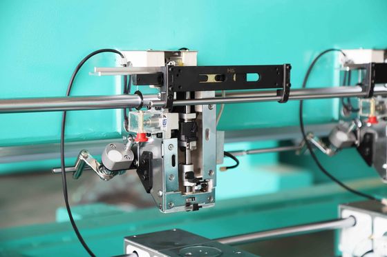 1200RPM Computer Flat Embroidery Machine 12 Head For Fabrice And Clothes